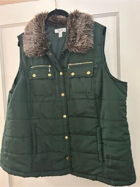 Dress Barn puffy vest, green, 2X